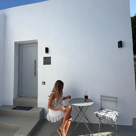 Naxian Roots Daire *
